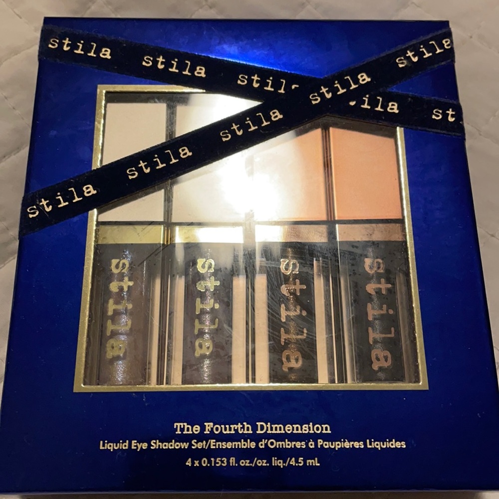 Stila the fourth dimension